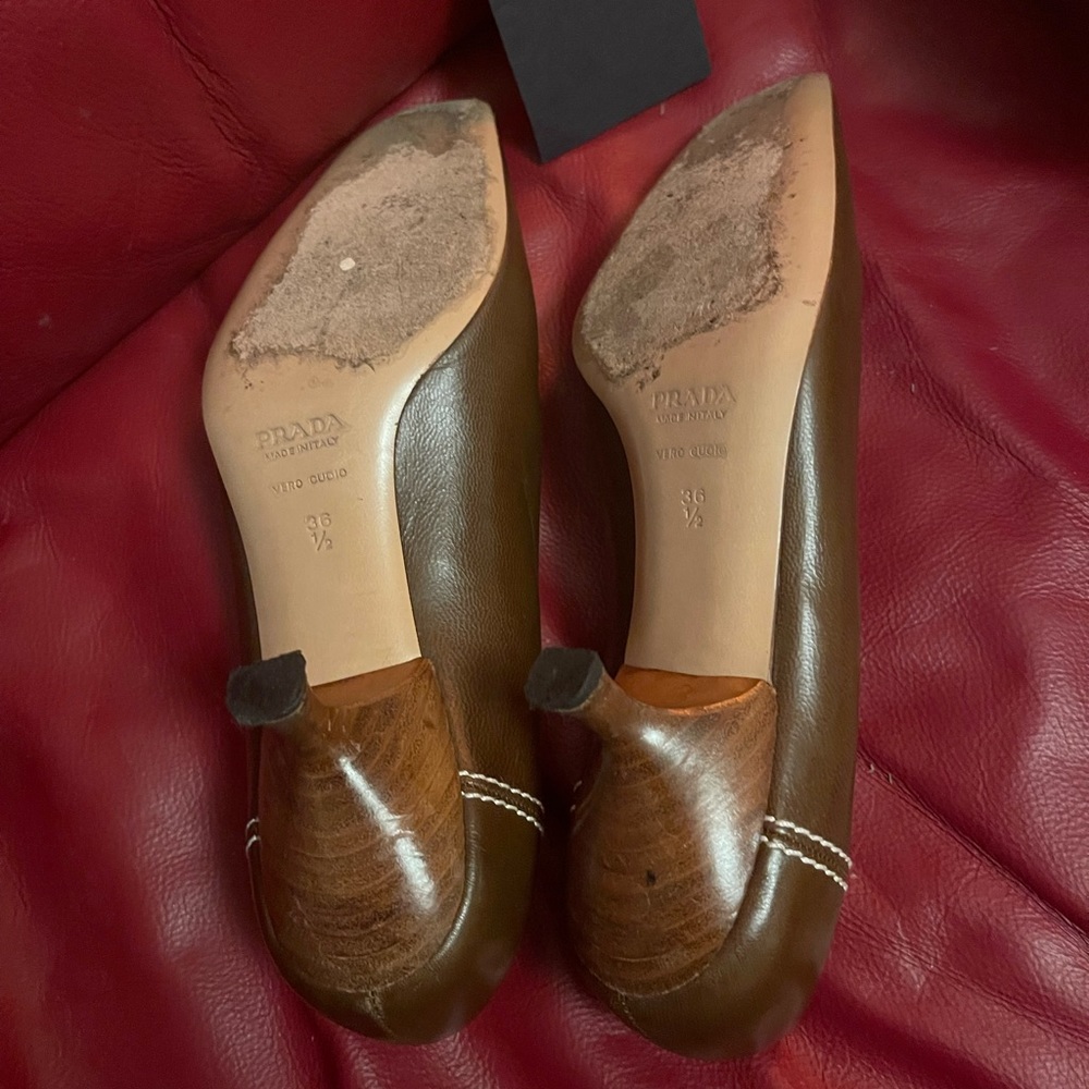 Prada brown kitten heels - Picture 6 of 10